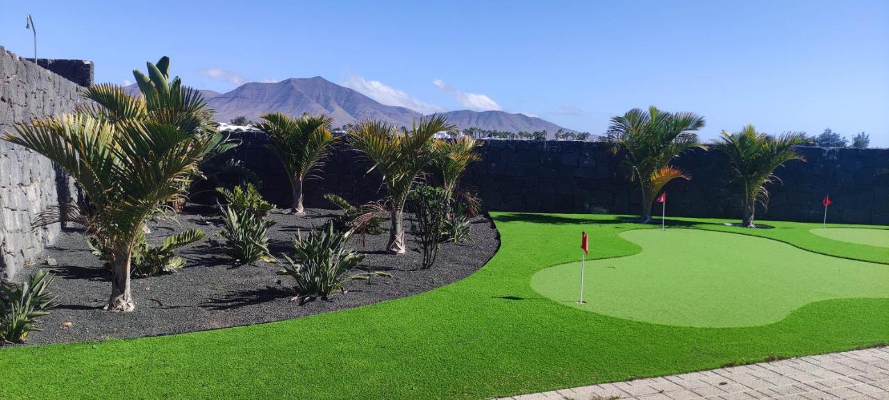 Villa Esmeralda Playa Blanca  Extérieur photo